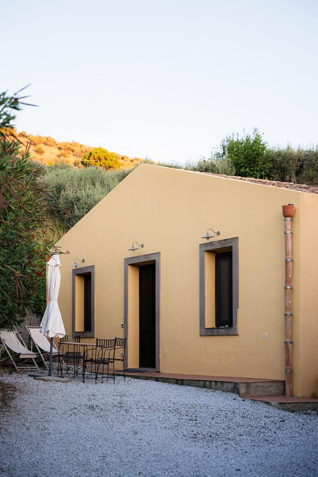 Bioagriturismo Antica Sena Milici 외부 사진